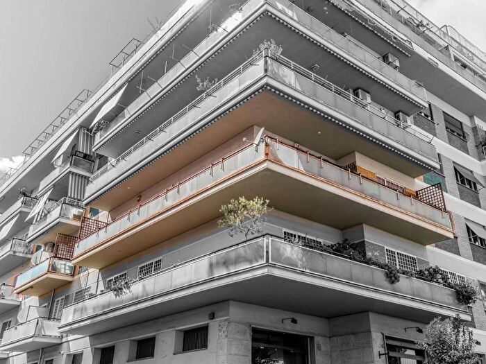 Appartamento con 6 locali in vendita in Via Filippo Nicolai, Balduina, Roma
