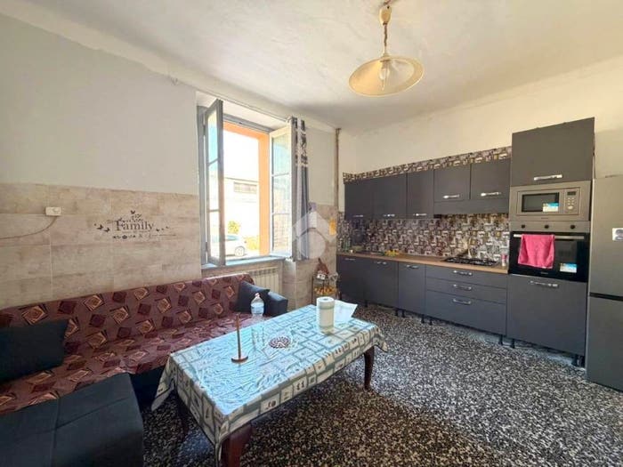 Appartamento trilocale in vendita in Via Papa Giovanni XXIII, Centro, Chiuduno