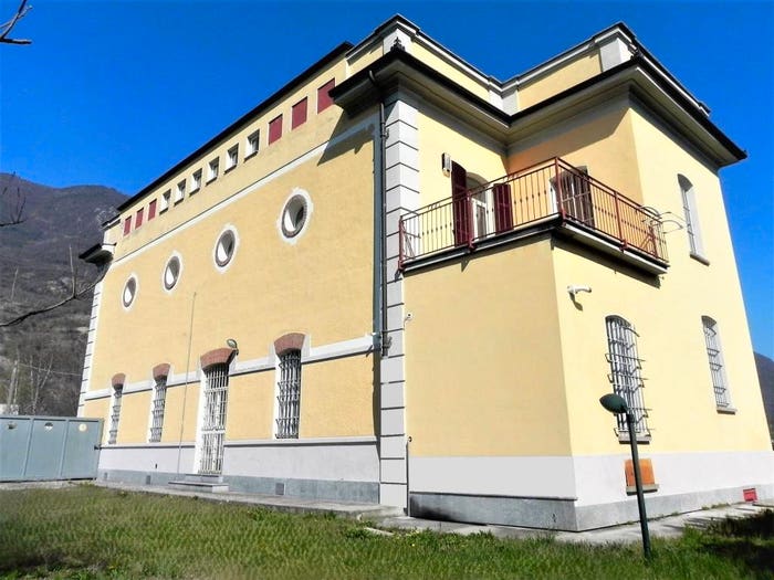 Casa con 6 locali in vendita in Via Augusto Abegg, Borgone Susa