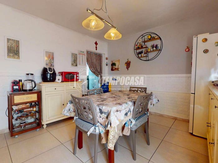Casa con 5 locali in vendita in Castelfidardo