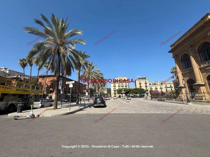 Appartamento bilocale in vendita in Piazza Casa Professa, Cassaro, Palermo