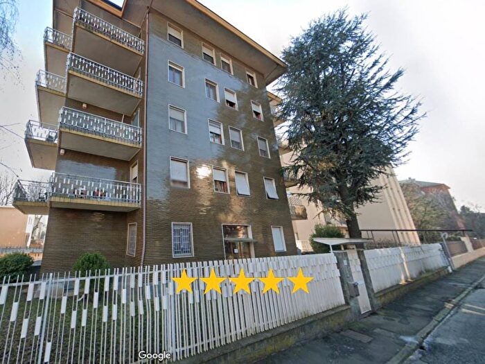 Appartamento quadrilocale in vendita in Via Lago Gerundo, Cristo Re, Cremona