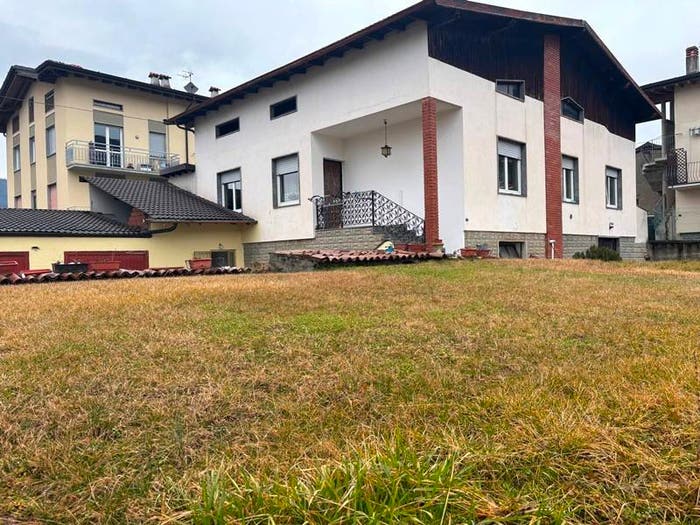 Casa quadrilocale in vendita in Peia