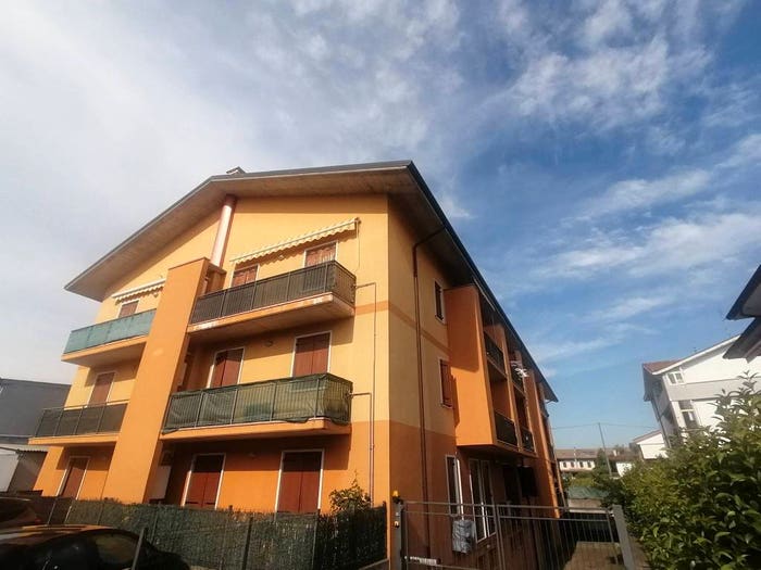Appartamento con 5 locali in vendita in Via Galileo Galilei, Vago, Lavagno