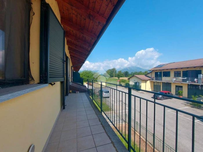 Appartamento trilocale in vendita in Via Piscina, Baite, Cumiana