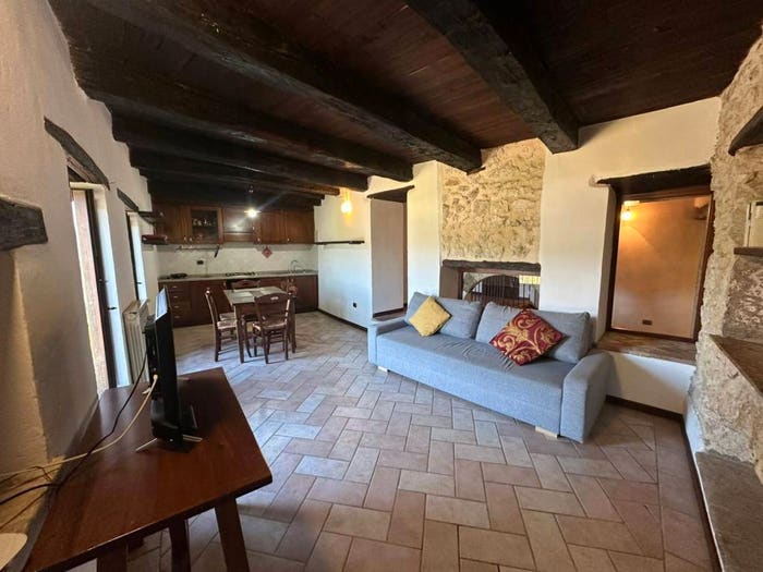 Appartamento con 5 locali in vendita in Via dello Sportello, Casteldilago, Arrone