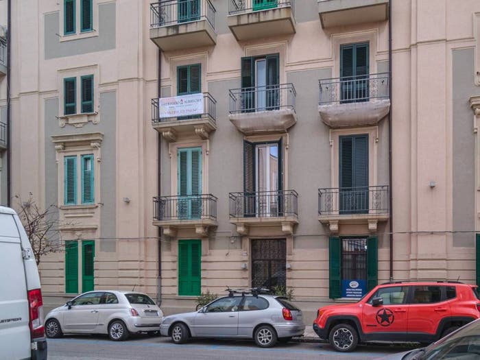 Appartamento con 6 locali in vendita in Via Risorgimento, San Martino, Messina