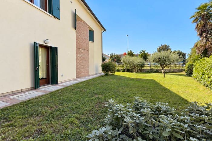 Casa con 6 locali in vendita in Via Borgo Alberi, Centro, Montagnana