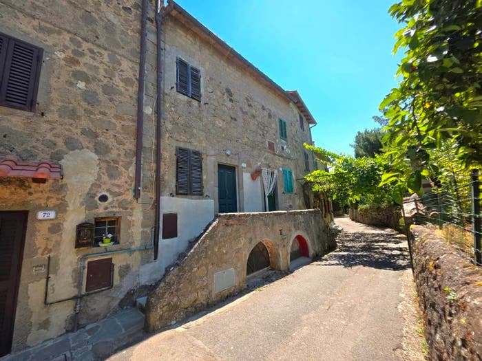 Casa quadrilocale in vendita in Via Poggio Saccone, San Lorenzo, Arcidosso