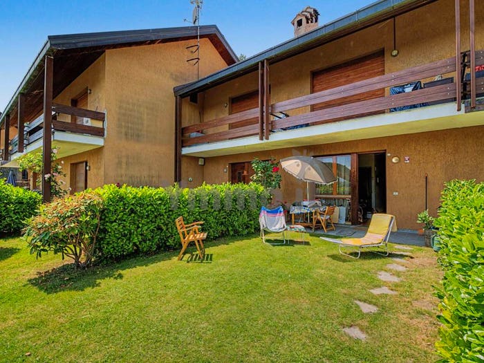 Appartamento quadrilocale in vendita in Via Giuseppe Verdi, Ramponio Verna, Alta Valle Intelvi
