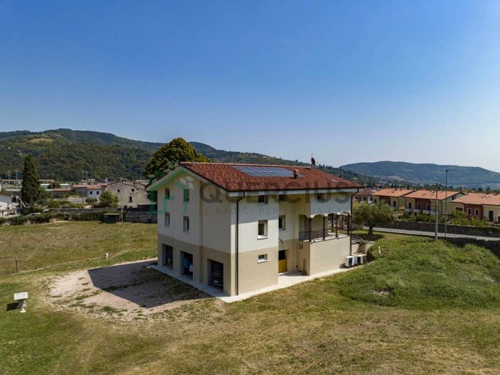 Casa con 6 locali in vendita in Via Sorio, Centro, Tregnago