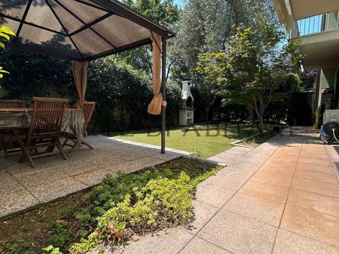 Appartamento trilocale in vendita in Vicolo Pirandello, Centro, Lainate