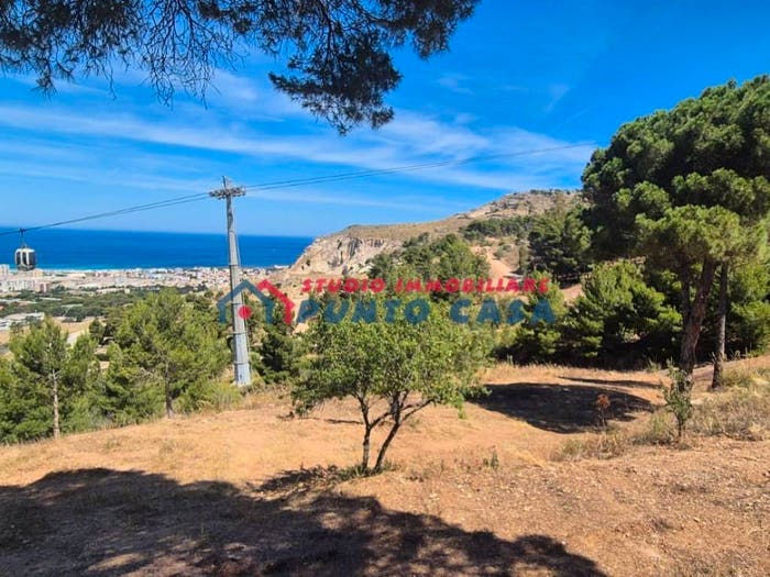 Casa con 5 locali in vendita in Via Pizzo Roccazzo, Casa Santa, Erice