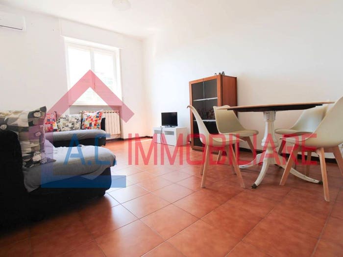 Appartamento trilocale in vendita in Via Monte Rosa, Centro, Castelletto Sopra Ticino