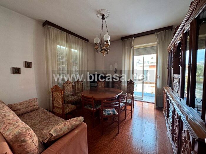 Appartamento quadrilocale in vendita in VIA MARCANTONIO GOZZE, Soria, Pesaro