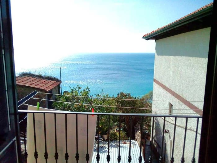 Casa quadrilocale in vendita in Via Cristoforo Colombo, Bergeggi