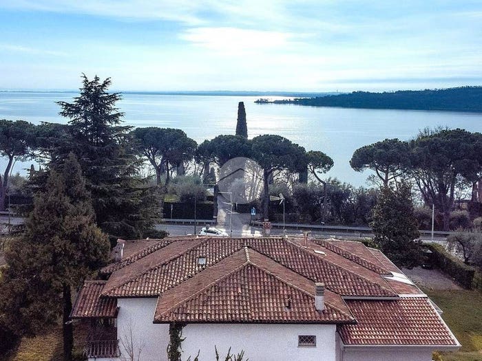 Casa bilocale in vendita in Via Meucci, Centro, Padenghe sul Garda