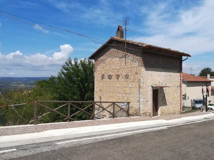 Casa trilocale in vendita in Via Salvo D'Acquisto, Centro, Alviano