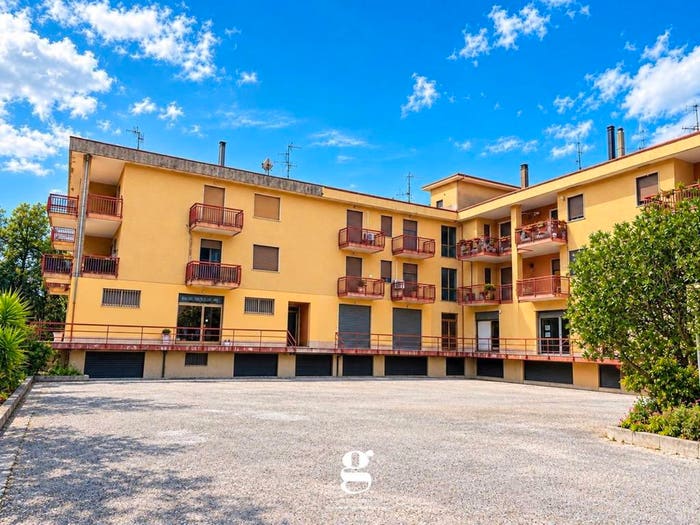 Appartamento con 6 locali in vendita in Via Arbosto snc, Velina, Castelnuovo Cilento