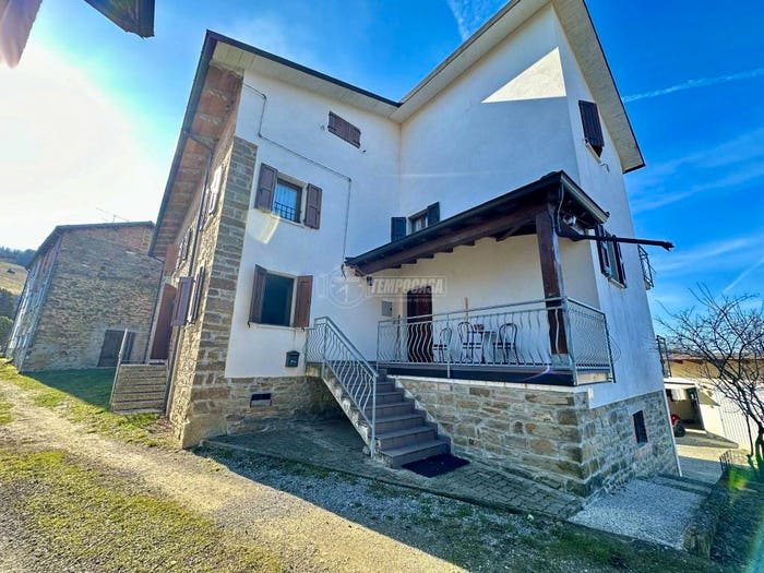 Appartamento quadrilocale in vendita in Via Bagno, Prignano sulla Secchia