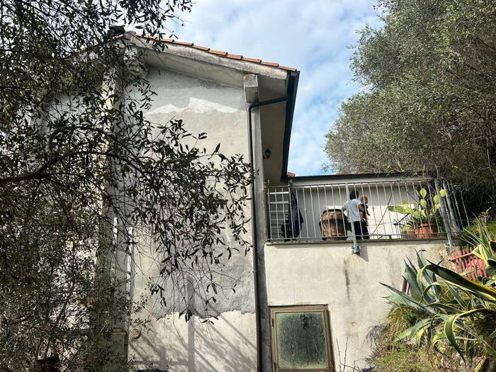 Casa con 6 locali in vendita in Vezzano Ligure