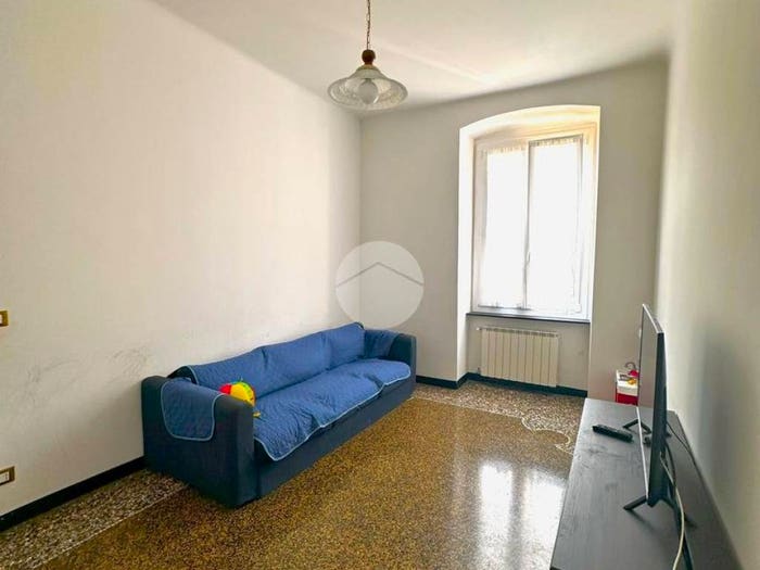 Appartamento con 5 locali in vendita in VIA AMEGLIA, Castelletto, Genova