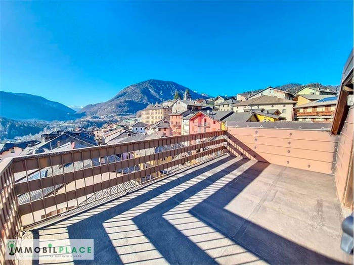 Casa con 6 locali in vendita in Centro, Castello Tesino