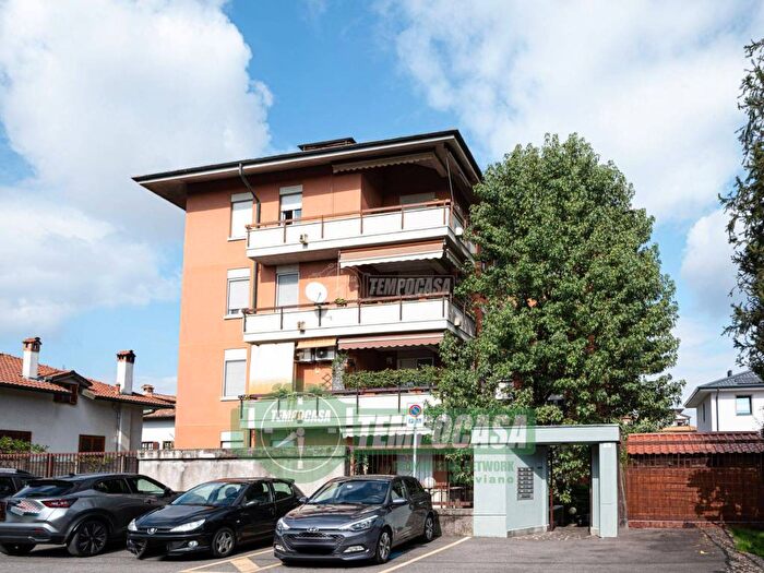 Appartamento trilocale in vendita in Via nievo, Centro, Nerviano