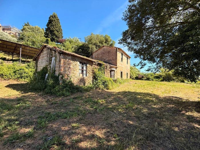 Casa con 5 locali in vendita in Via dei Cappuccini, Centro, Collevecchio