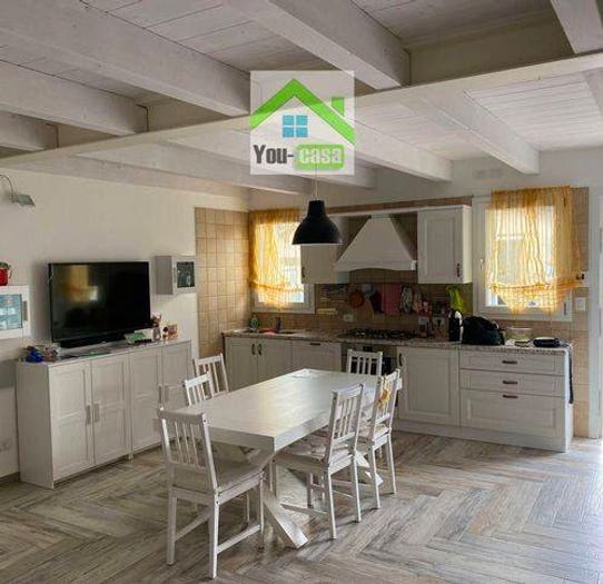 Casa trilocale in vendita in Corso Vittorio Emanuele Ii, Centro, Adria