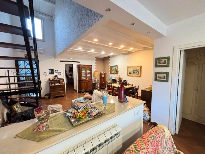 Casa con 5 locali in vendita in Corso Calatafimi, Calatafimi Alta, Palermo