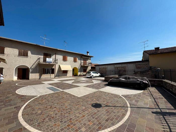 Casa bilocale in vendita in Via San Carlo Borromeo, Soiano, Soiano del Lago