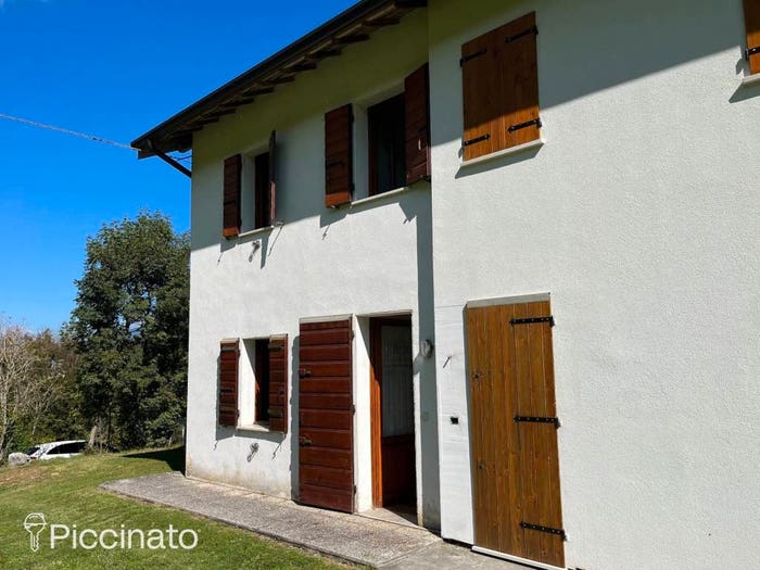 Casa trilocale in vendita in Frazione Signa, Borgo Valbelluna