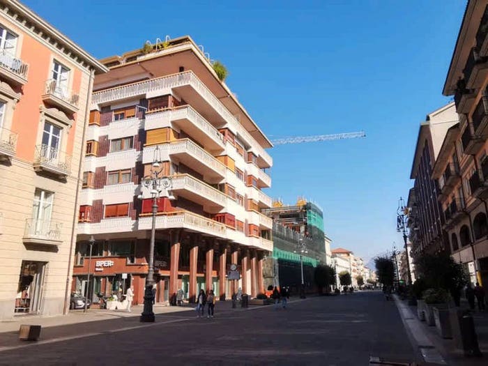 Appartamento quadrilocale in vendita in Via Dante Alighieri, Emanuele II C Colombo Morelli e Silvati, Avellino