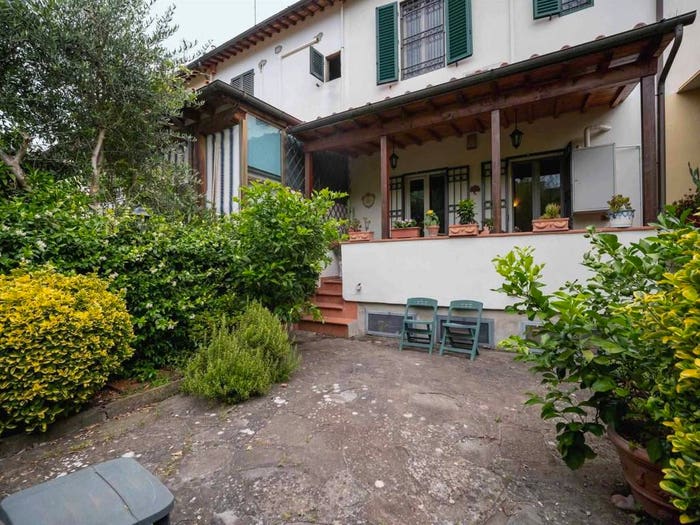 Casa con 6 locali in vendita in Via Pietro Toselli, Porta al Prato San Jacopino, Firenze