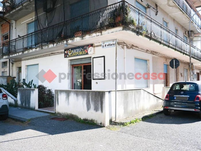 Appartamento quadrilocale in vendita in Via Giuseppe di Vittorio, Centro, Pace del Mela