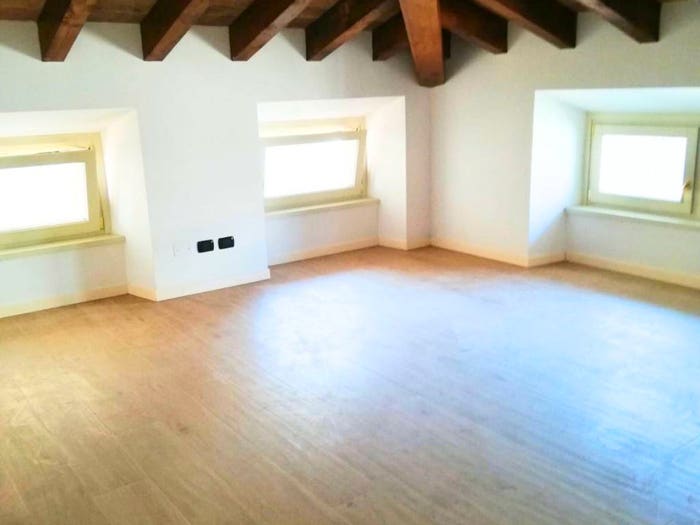 Appartamento trilocale in vendita in Via Angelo Maj, Borgo Palazzo, Bergamo