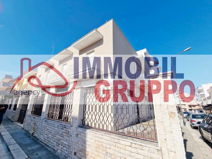 Casa con 5 locali in vendita in Via Amedeo Avogadro, Sacro Cuore Via Corato, Andria