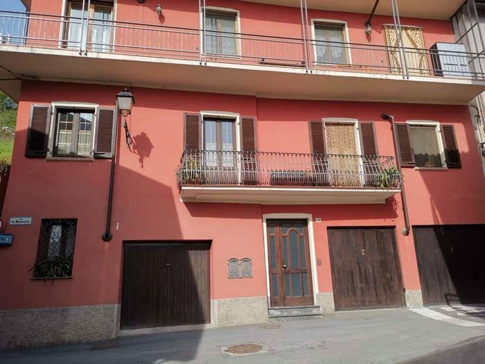 Appartamento con 6 locali in vendita in Bagnasco