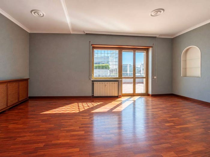 Appartamento quadrilocale in vendita in Via Casamari, Marconi, Roma