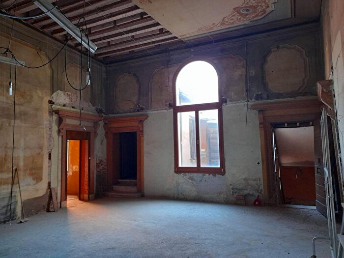 Casa con 6 locali in vendita in Cannaregio, Guglie San Leonardo, Venezia