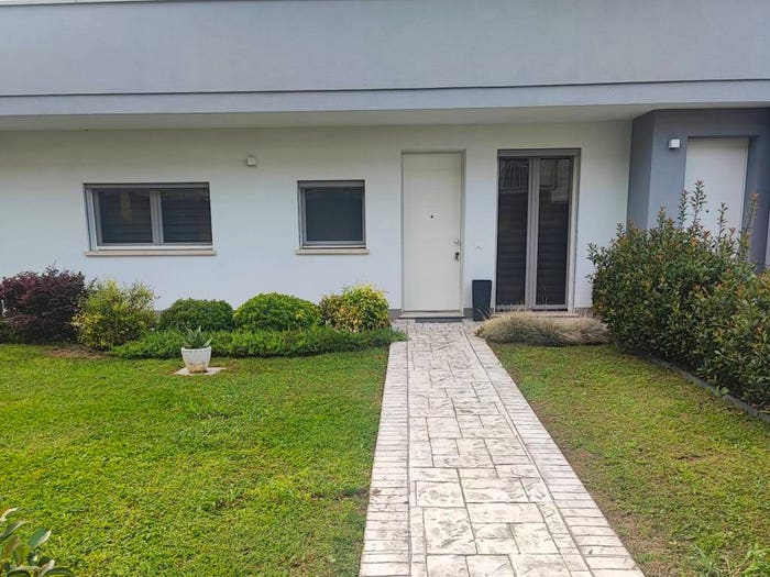 Appartamento trilocale in vendita in Via Don Minzoni, Centro, Lendinara