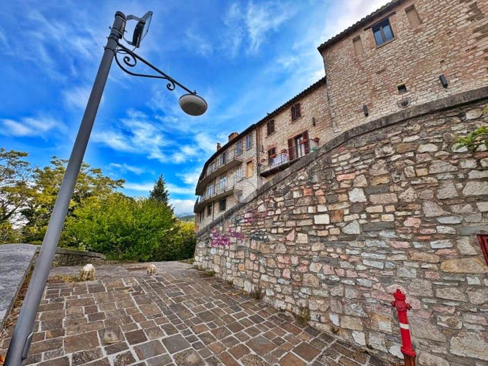 Casa trilocale in vendita in Via della porta, Centro, Gualdo Tadino