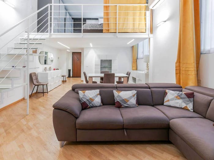 Appartamento trilocale in vendita in Via Francesco Brioschi, Corso San Gottardo, Milano