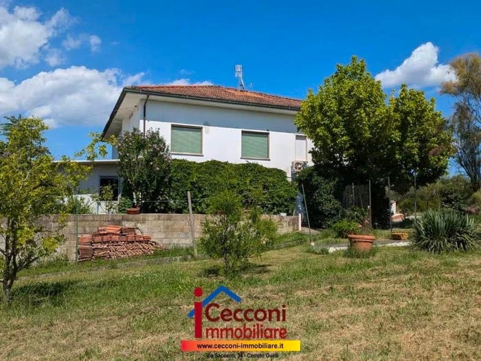 Casa con 6 locali in vendita in Cerreto Guidi