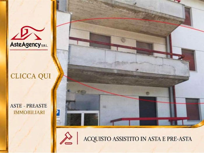 Appartamento con 5 locali in vendita in Via Alcide De Gasperi, Centro, Matelica