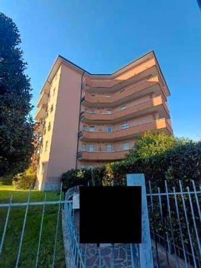 Appartamento bilocale in vendita in Via F Petrarca, Fiumicello, Brescia