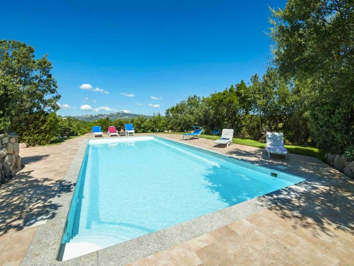 Casa con 6 locali in vendita in Via Monticanaglia, Santa Teresina, Arzachena