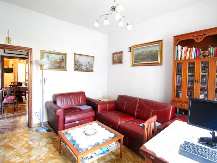 Appartamento quadrilocale in vendita in Viale delle Magnolie, Isolotto Talenti, Firenze
