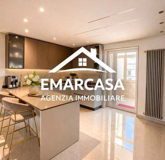 Appartamento con 5 locali in vendita in Cursi